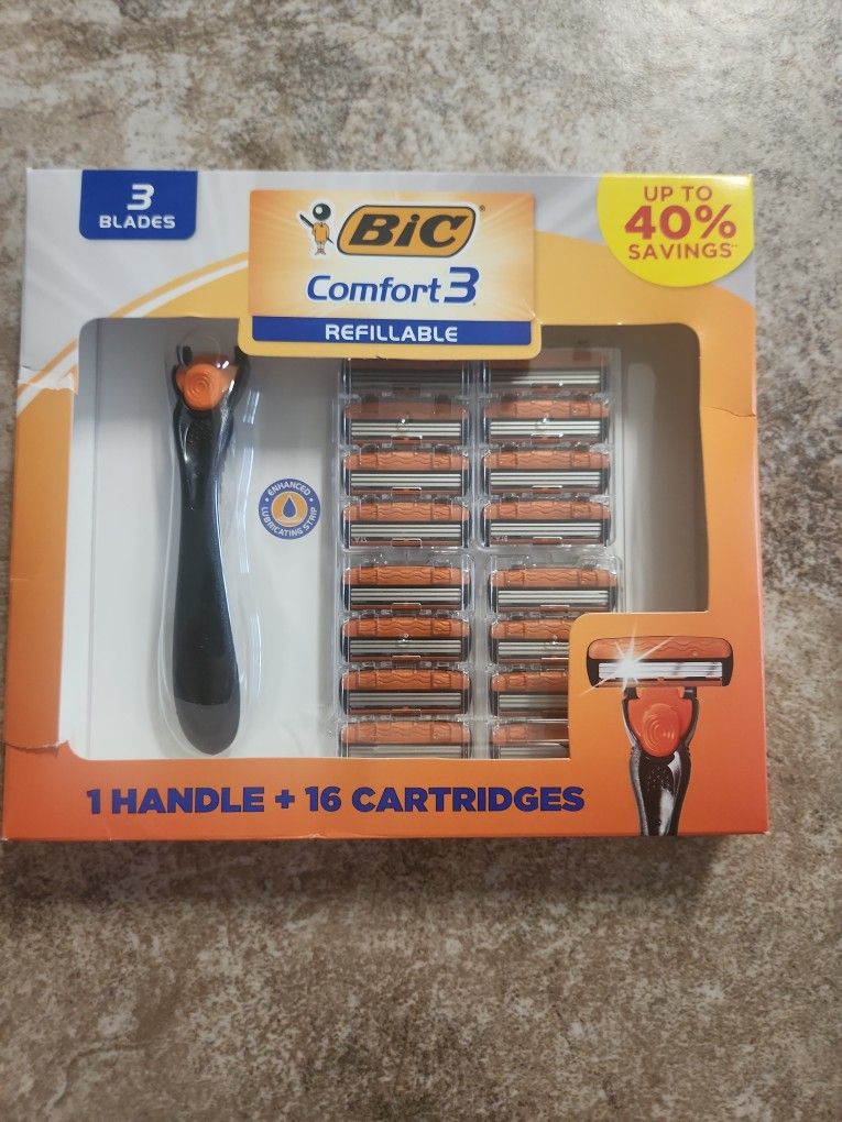 Brand New Name Brand BIC Razor Kit With 16 Blade Cartridges And The Handle Brand New