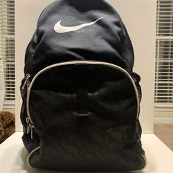 Nike Brasilia 6 XL