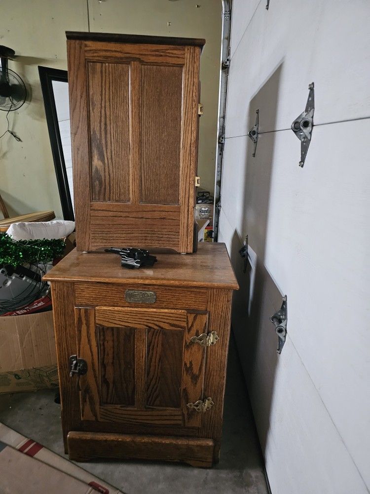 3 White Clad Simmons Wood Nightstand End Table 