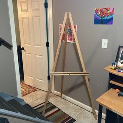 Tripod Easel