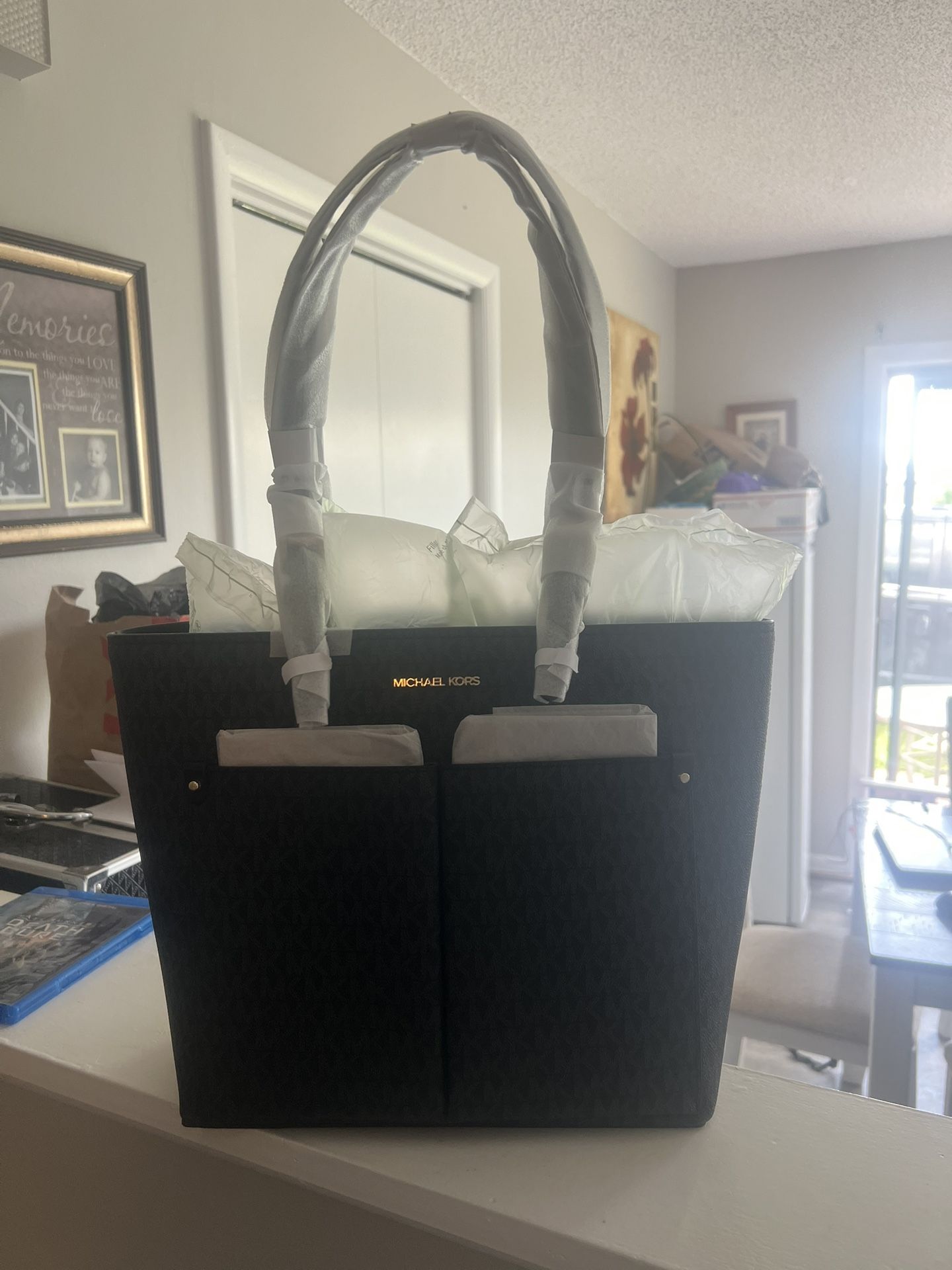 Brand new Michael Kors purse