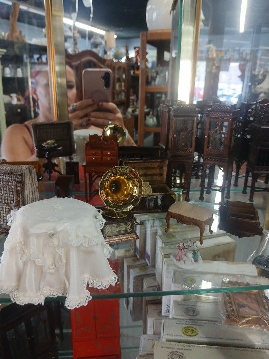 Miniature House Furniture