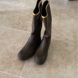 Rain Boots Size 9