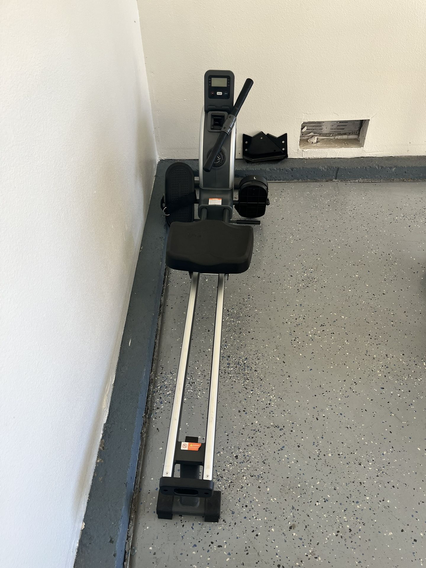 At Home Rowing Machine