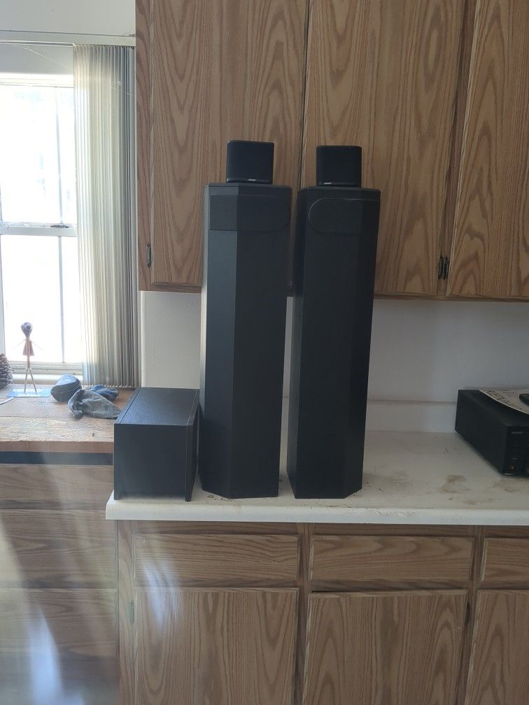 BOSE speakers