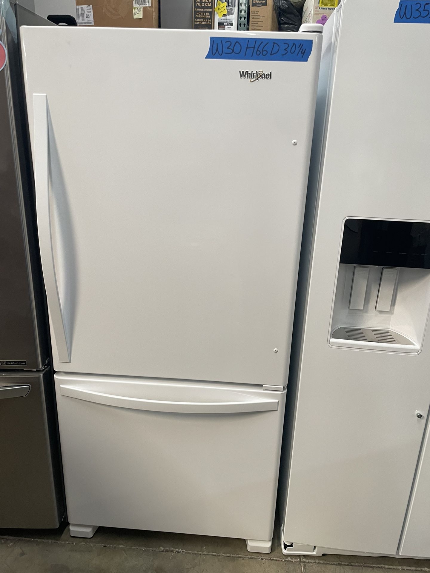 Bottom Freezer Refrigerator Whirlpool W 30”