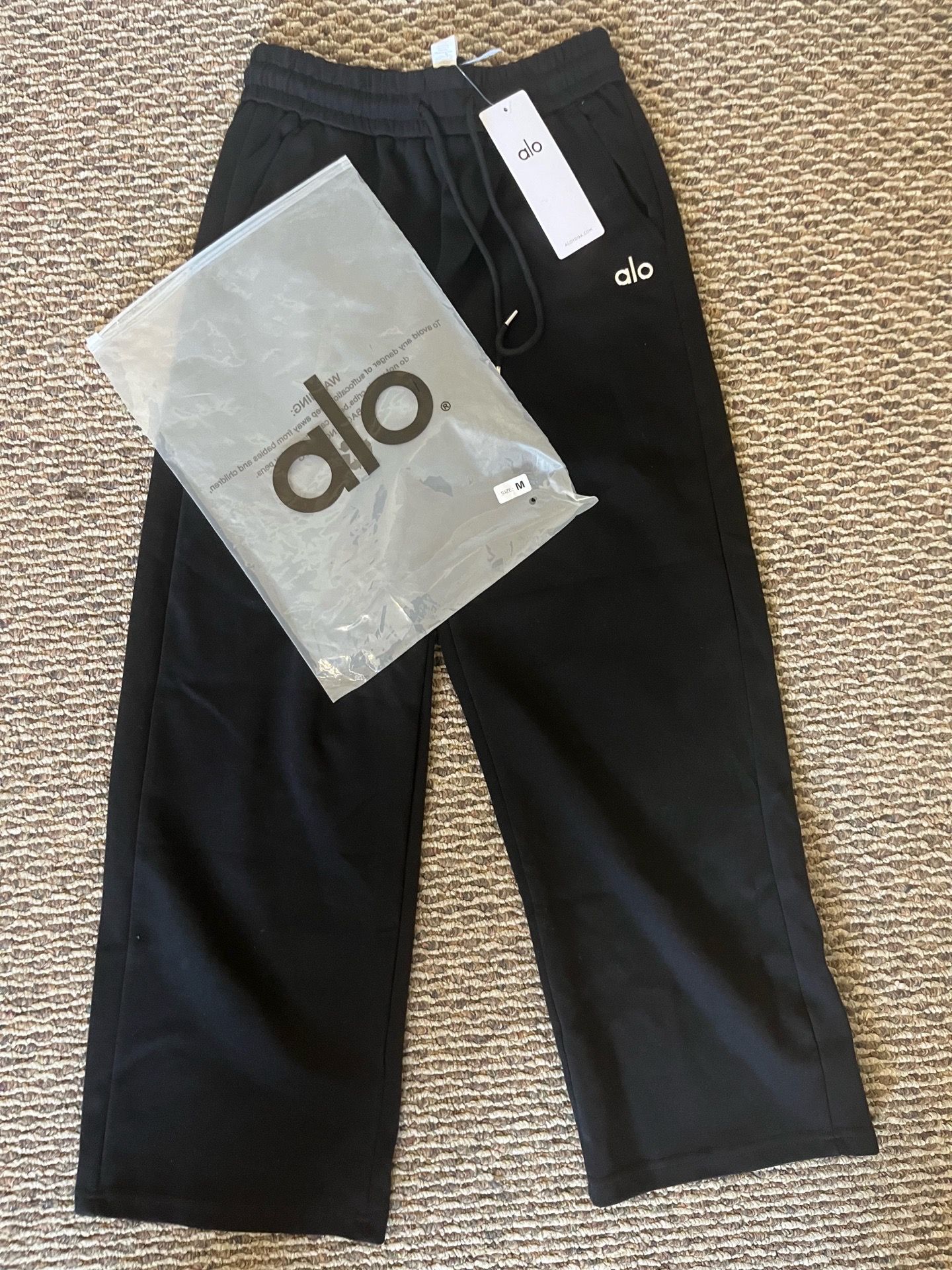 Alo Sweatpants Size Medium