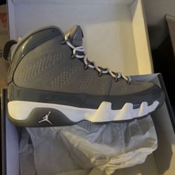 Air Jordan Retro 9’s (Cool Grey) GREAT CONDITION (PRICE IS FIRM) NO TRADES 