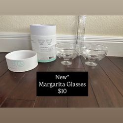 NEW margarita glasses set 2