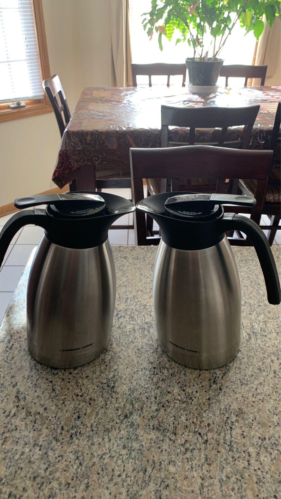 2 STARBUCKS carafes