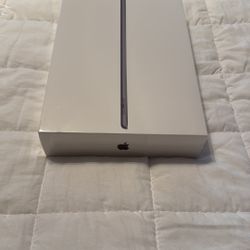 IPAD Generation 9 