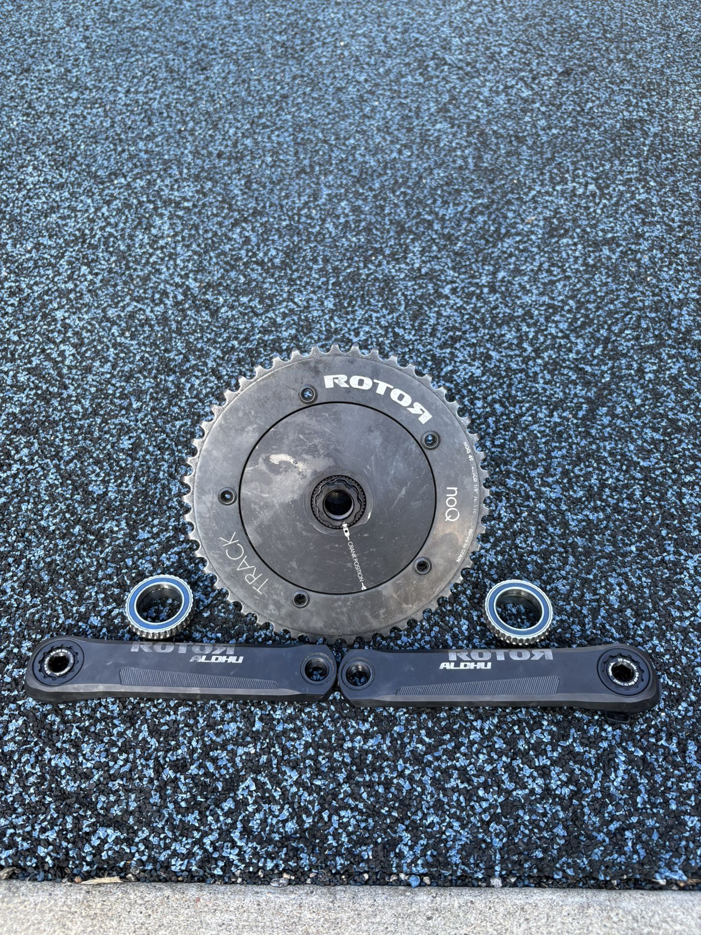 Full carbon Rotor Aldhu Track crankset
