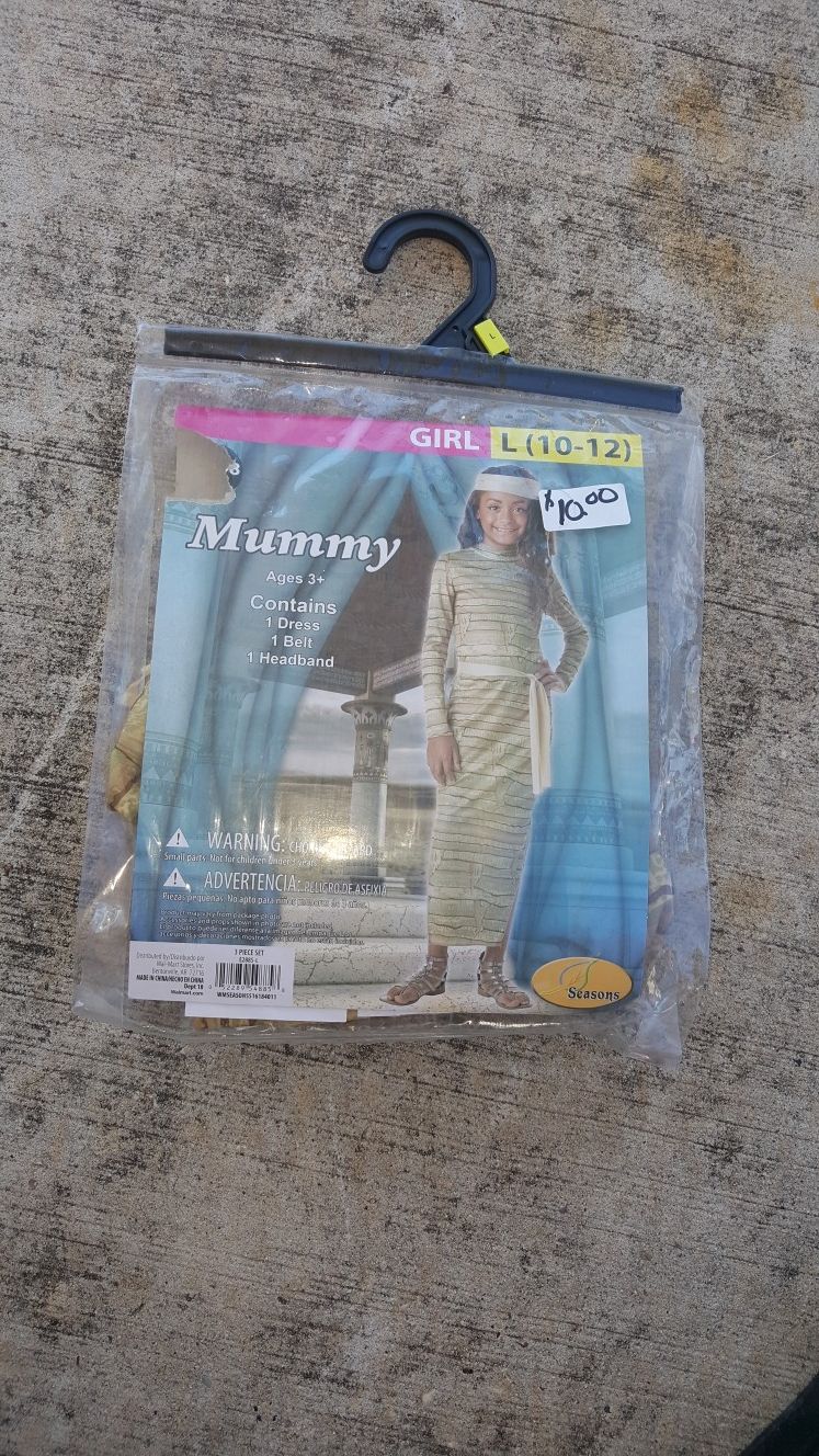 Mummy costume