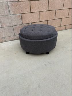 2-in-1 Round Storage Ottoman with Tray Top & Fabric