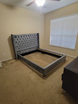 Queensize Bed With Boxspring