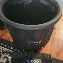 Portable ice bath 85 gallon NEW