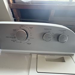 Washer Dryer Gas Set. Read Description 