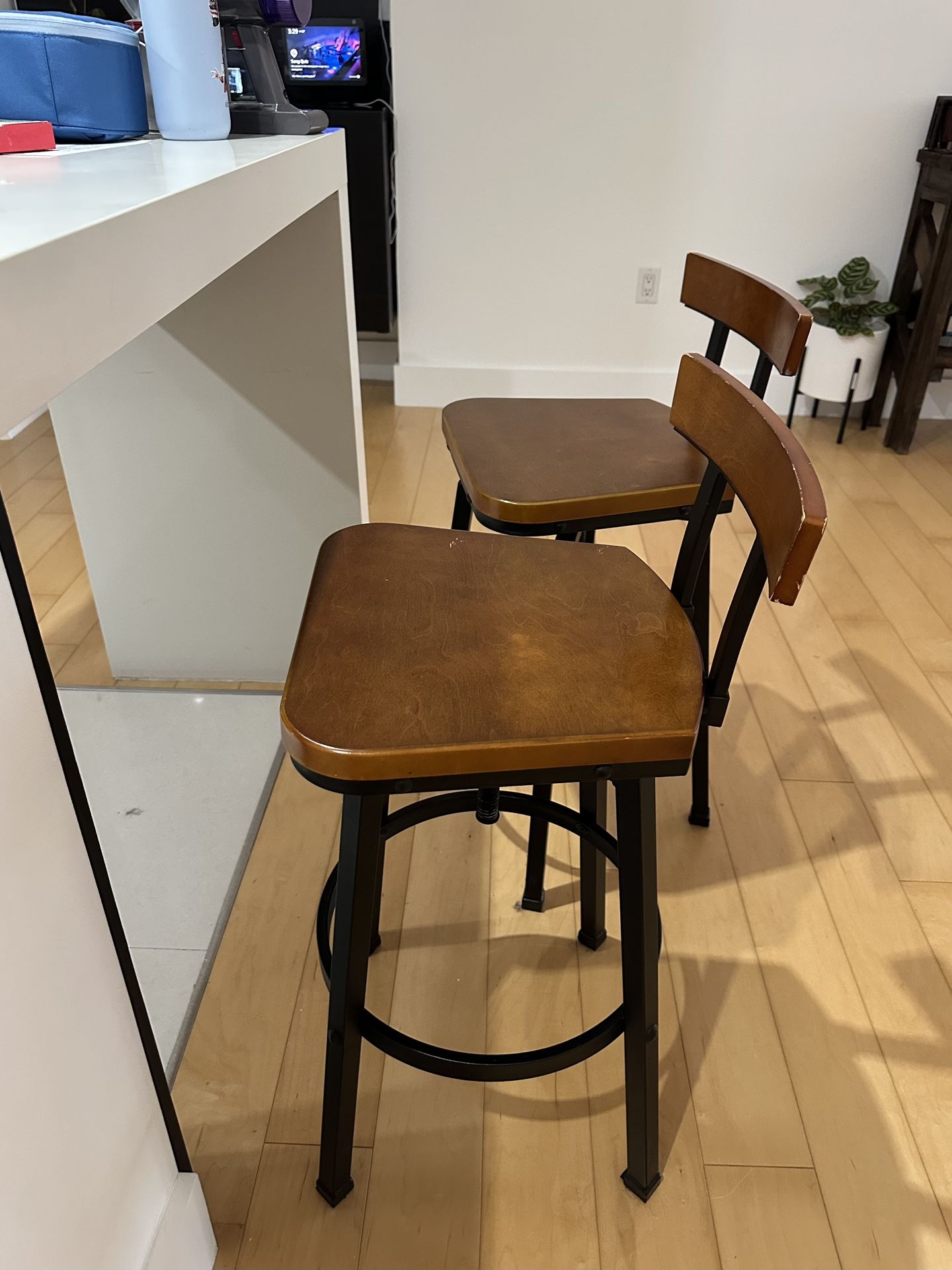 Bar Stool. Set Of Two