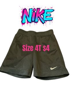 NIKE BOYS SHORT 4T GREAT CONDITION ❤️M14 010326