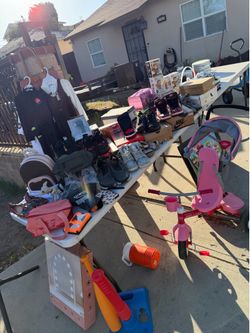 Yard Sale Sylmar