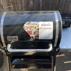Weber SmokeFire Wood Pellet Grill **Brand New**