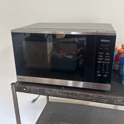 Microwave