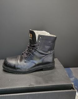 New FRYE boots
