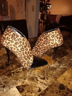Animal print booties size 7