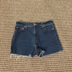 Women’s Clothing Levi’s Jean Shorts Size 10 