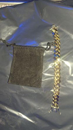 Gold Cuban Link Chain Bracelet