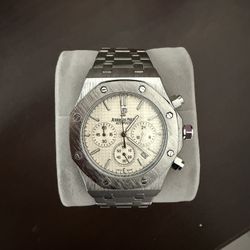 Silver Ap WATCH 