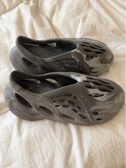 Yeezy foam runner