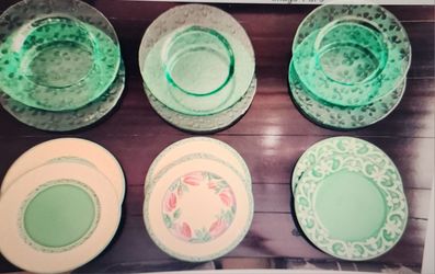 12-Villeroy & Boch Summerhouse Plates & 6 Charger Plates