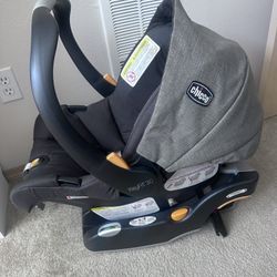 Chicco KeyFit 30 Zip ClearTex Infant Car Seat and Base