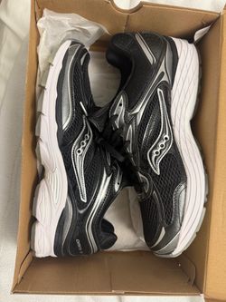 SAUCONY PROGRID OMNI 9  SIZE 11 MENS