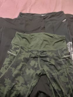 Six Women’s Workout Leggings Size L