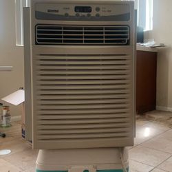 Kenmore 12000btu/h Window Air Conditioner