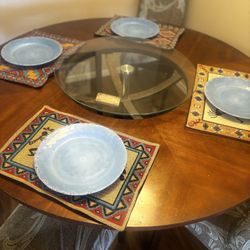Round Dinning Room Table & 4 FREE chairs