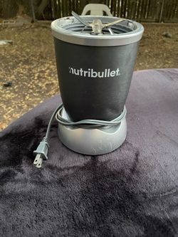 Nutri bullet base, working