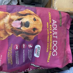 Kirkland Signature Chicken & Rice Dog Food, 40 lbs  Item 25347 