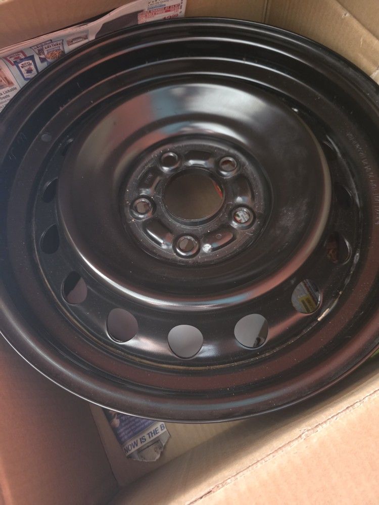 2022 Honda Civic Black Steel Rim Set