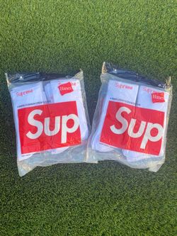 Supreme Socks