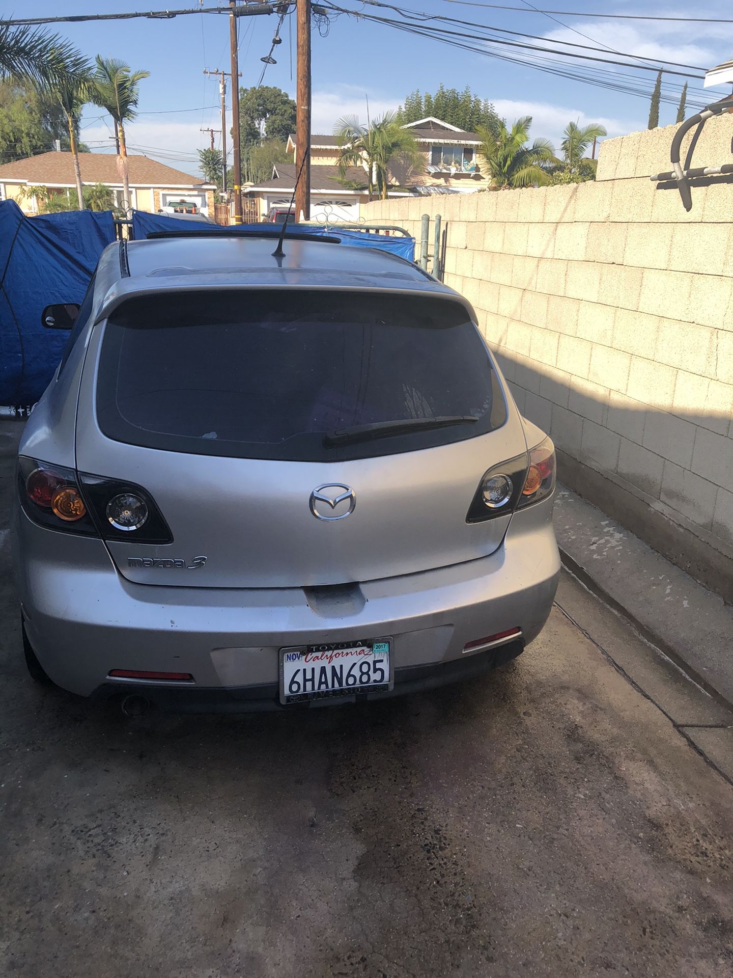 2005 Mazda 3 for parts