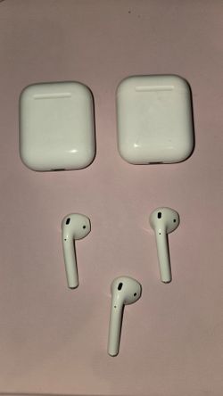 Apple airpods 2 cases and 3 left airpods