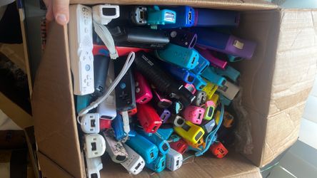 Various wii remotes for Nintendo Wii Console Motion plus standard classic