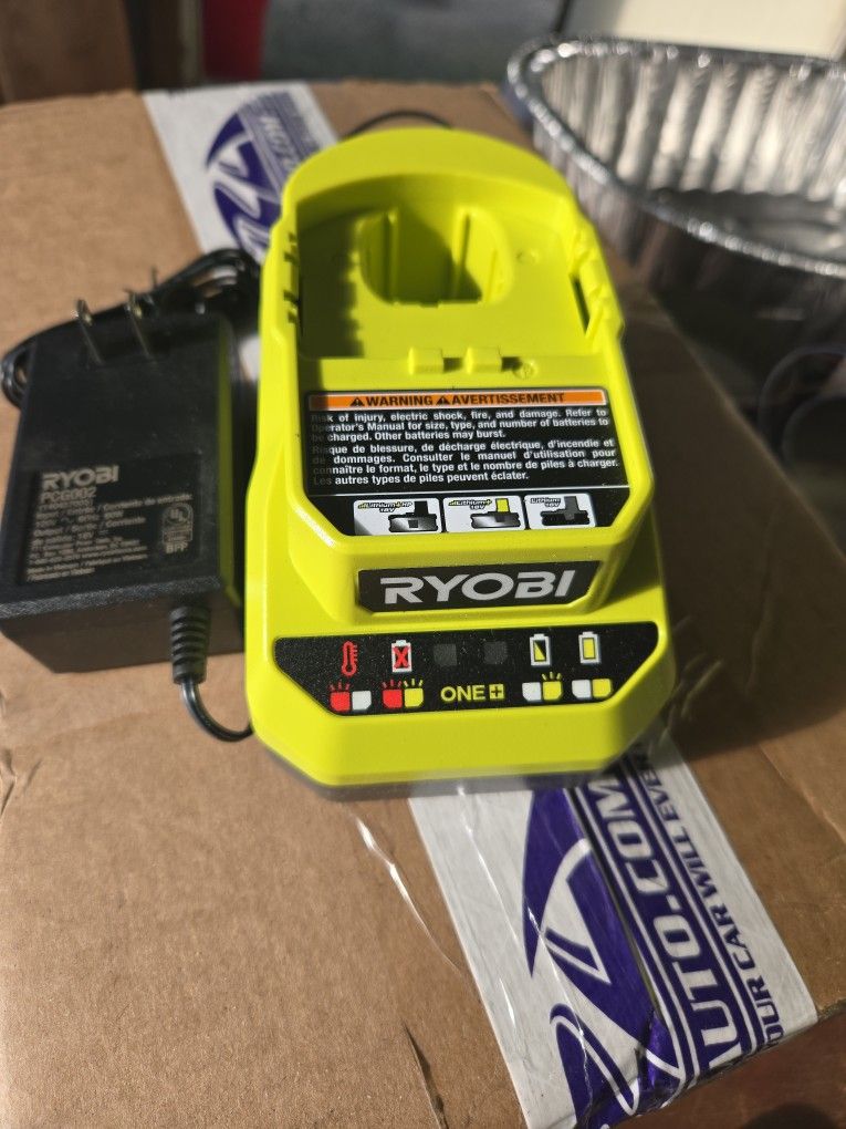 Ryobi Charger