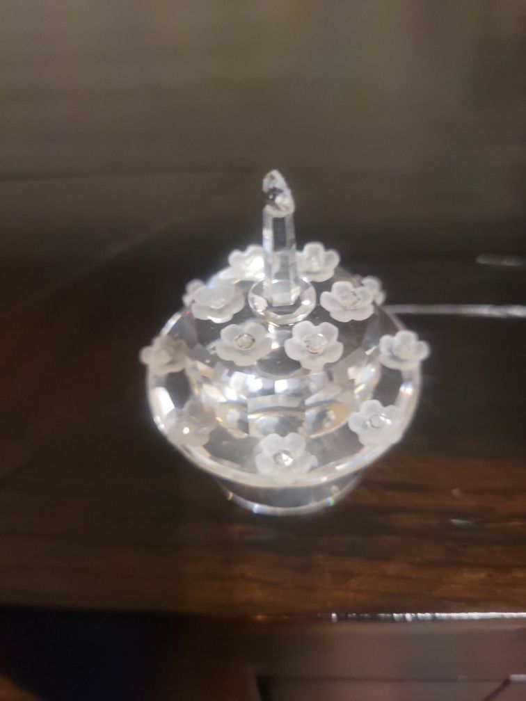 Swarovski birthday cake - Collector item.