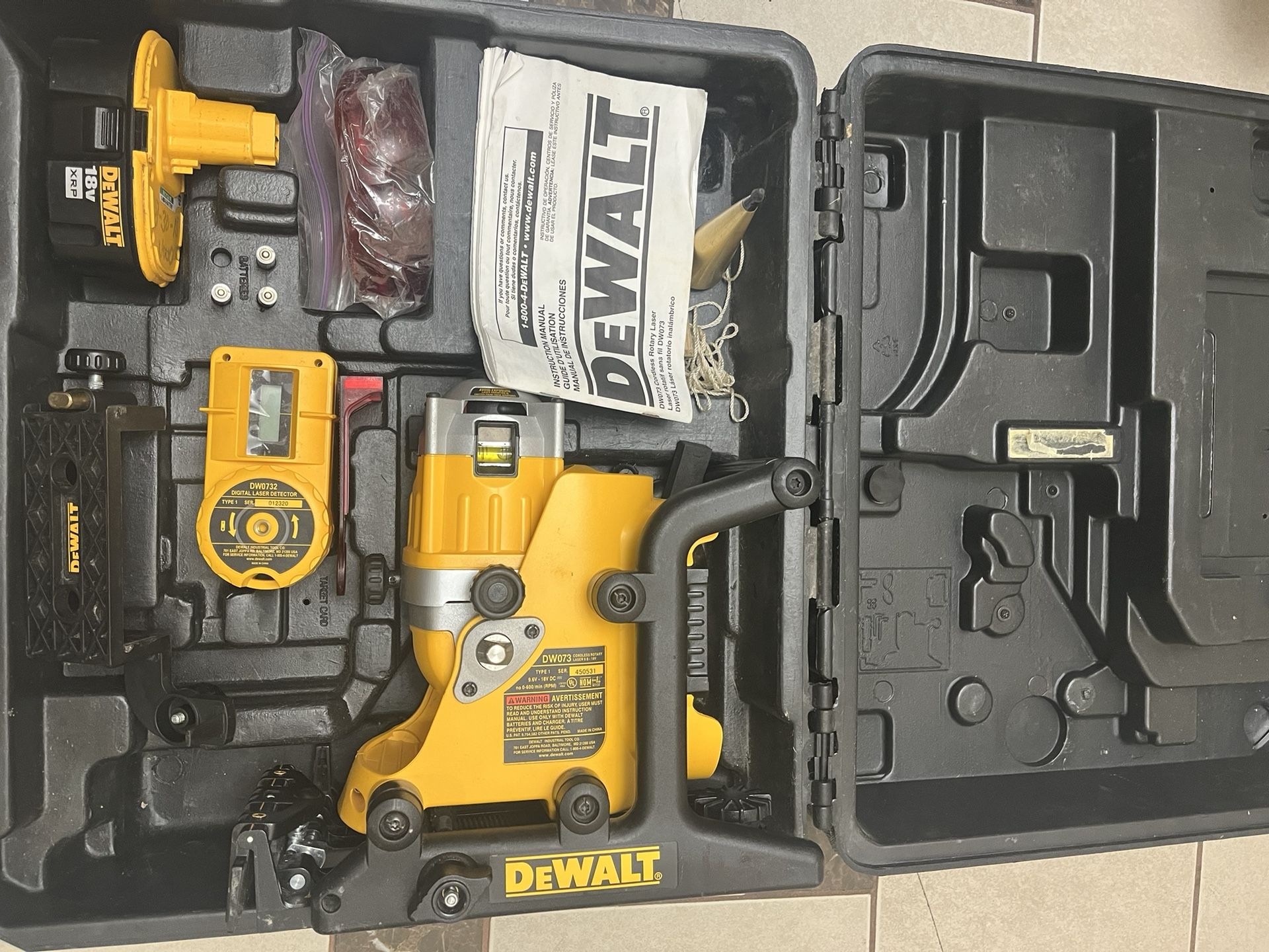Dewalt 20v 3 Beam 360 Degree 3 Plane Laser Level