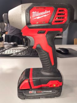 Milwaukee M18 Cordless Impact Driver