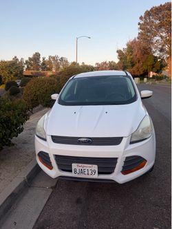 Ford scape